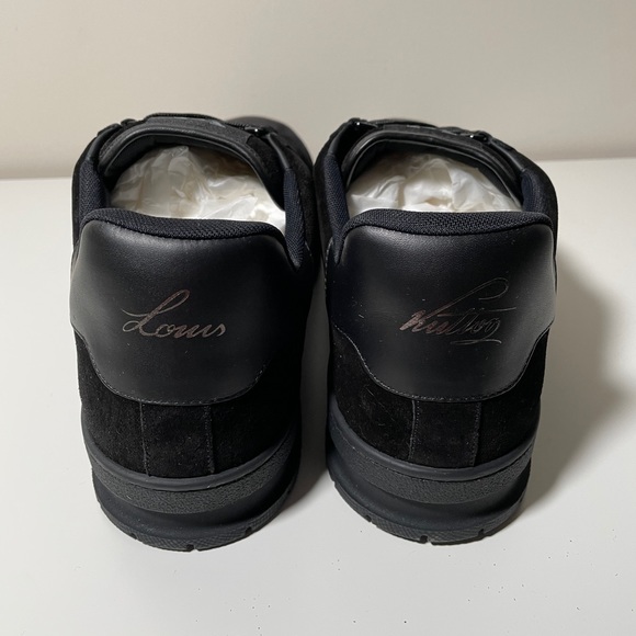 COPY - Louis Vuitton Trainer Sneakers “Uniform” Suede Black by Virgil Abloh - Picture 5 of 7